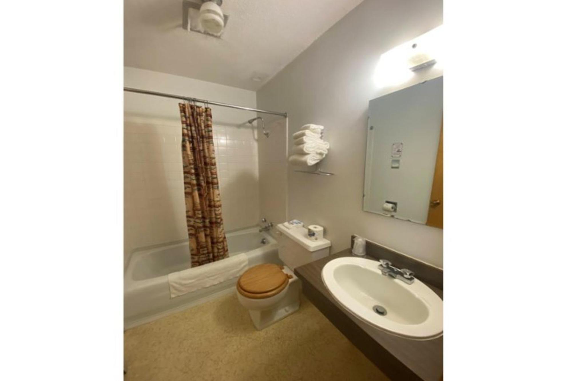 Voyageur By Oyo At Mn Hotel International Falls